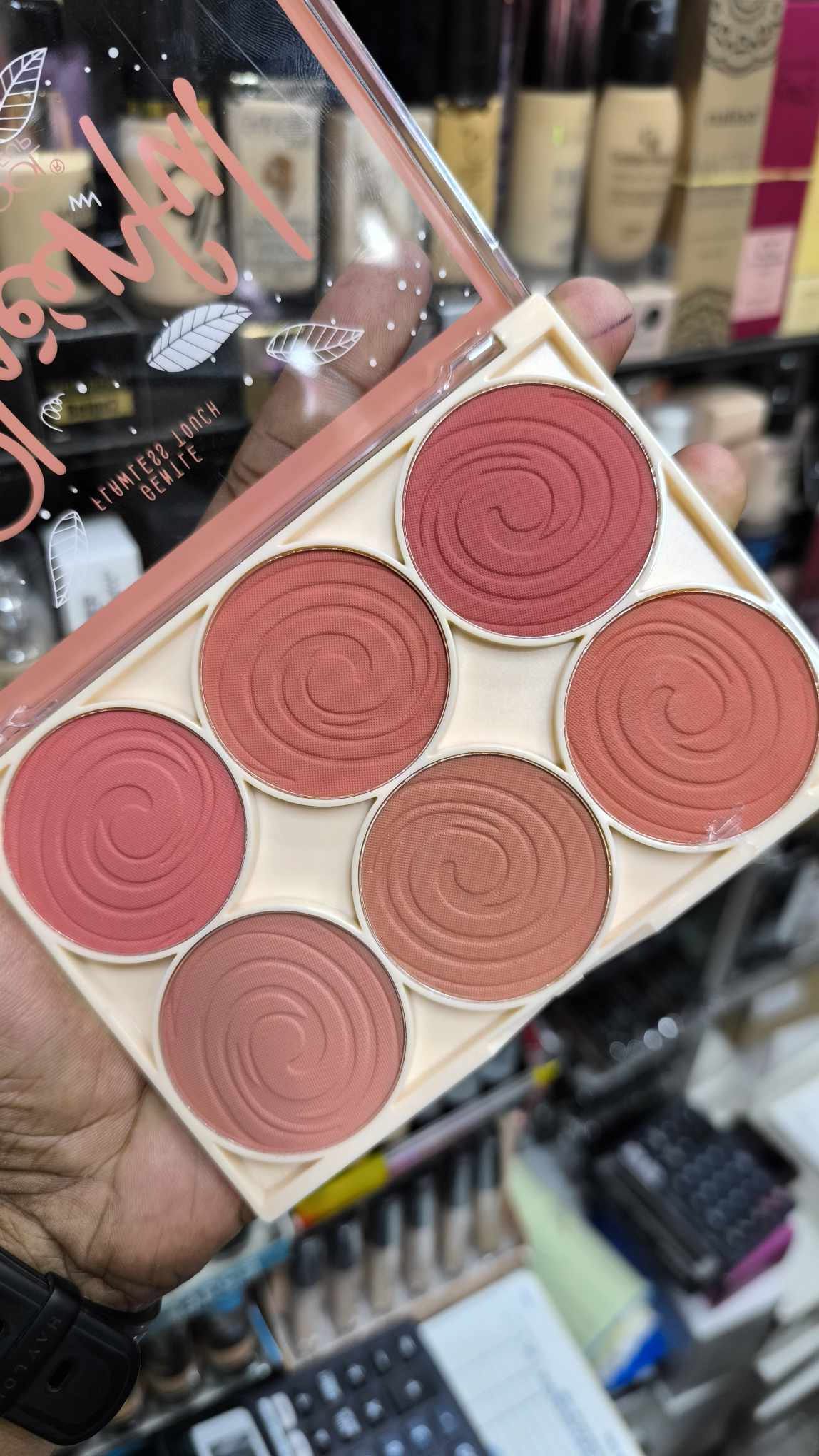 6 colour blush - Image 1