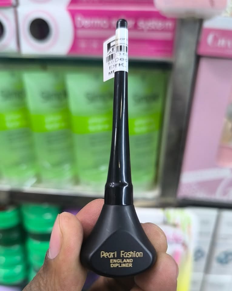 pearl fashion liquid eyeliner - Image 1