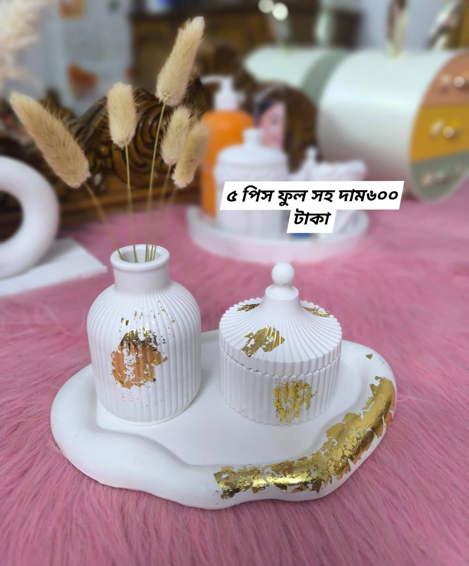 3 piece set( gold foil) + 5 bunny tail - Image 1