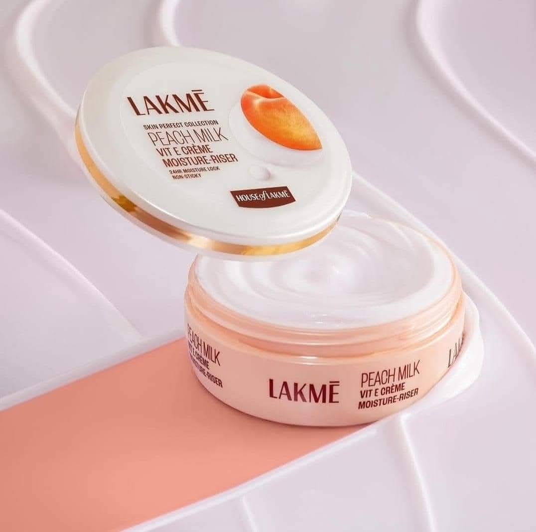 Lakme peache milk moisturizer 50 gm - Image 1