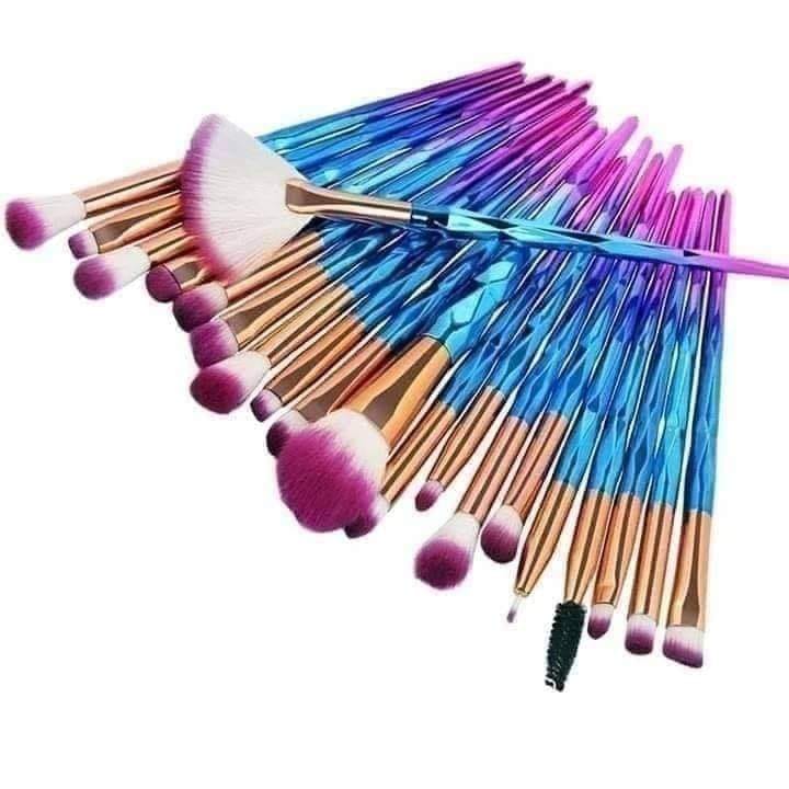 20 piece brush set - Image 1